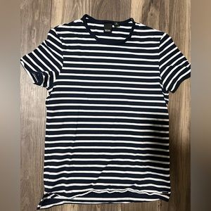 Hugo Boss T shirt. Size M.